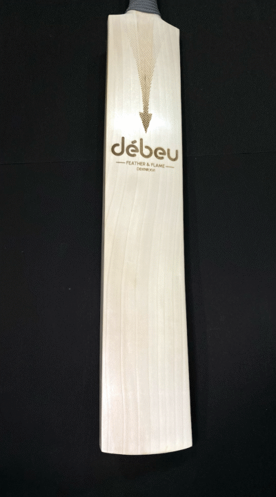 Feather & Flame | English Willow Bat | 8 grains | 0 marks | 1220 grams